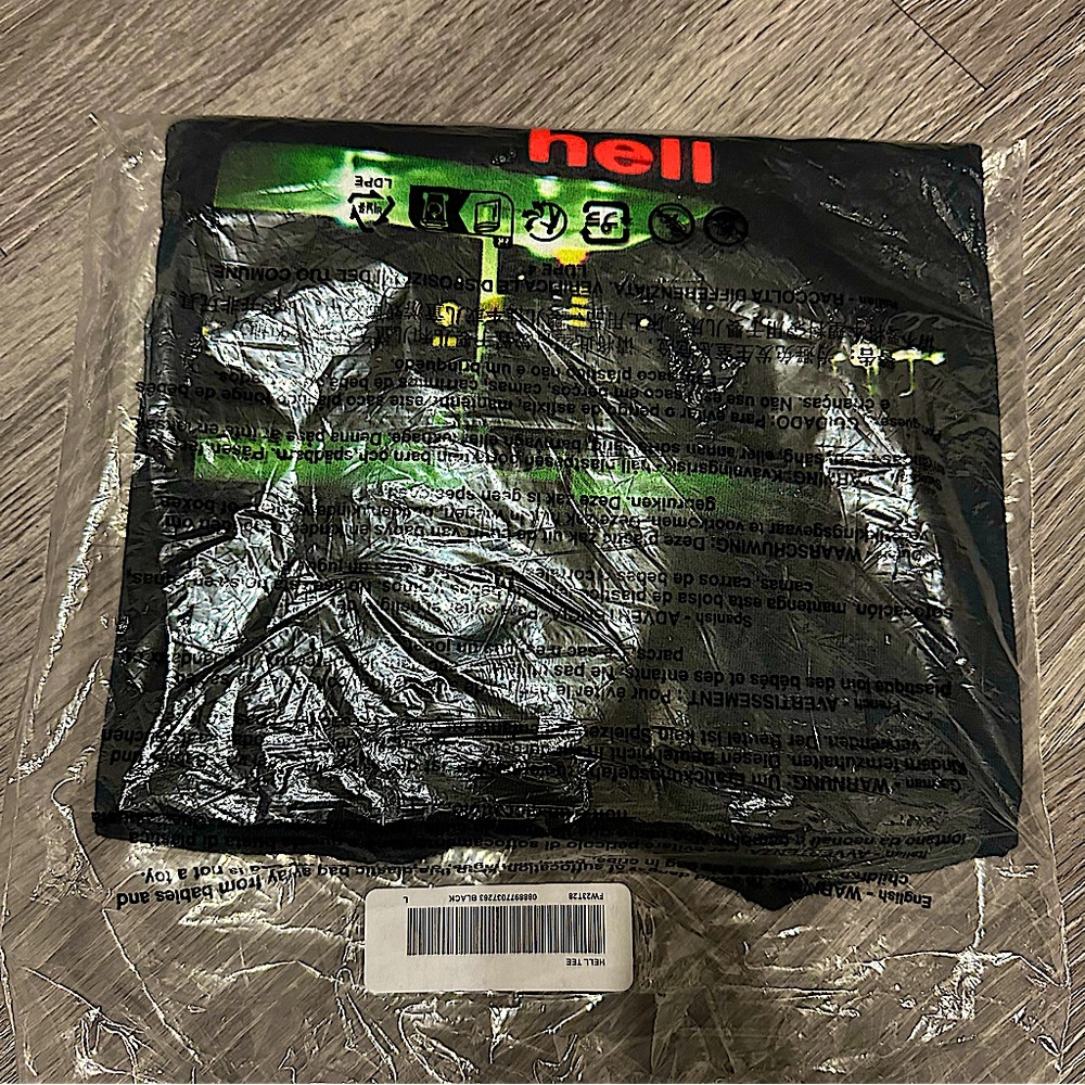 Size L - Supreme Hell Tee - Black - FW23